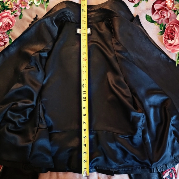 Kippy's Gorgeous Brand New Leather Motorcycle Jacket - Picture 17 of 17